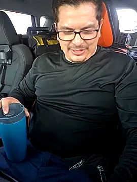 lucho8690 online show from October 24, 2025, 9:11 pm