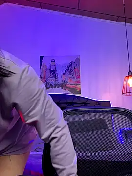 Snapshot of Eymmy_24 chatting on October 11, 2025, 11:42 am Eymmy 24 online show from October 11, 2025, 11:42 am