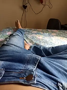 Snapshot of comobucetinhas chatting on September 12, 2025, 7:03 pm comobucetinhas online show from September 12, 2025, 7:03 pm