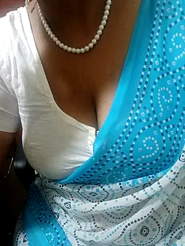 tami lavanya online show from September 22, 2025, 4:42 pm