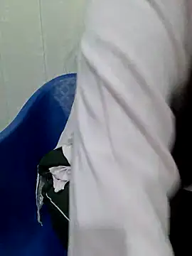 Snapshot of Aarti-kumri chatting on October 31, 2025, 10:27 am Aarti-kumri online show from October 31, 2025, 10:27 am