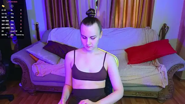 Snapshot of Kelly_Cartier chatting on October 3, 2025, 11:29 am Kelly Cartier online show from October 3, 2025, 11:29 am