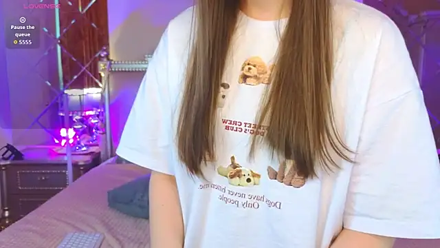 Snapshot of Kelly_Cartier chatting on October 7, 2025, 12:46 pm Kelly Cartier online show from October 7, 2025, 12:46 pm