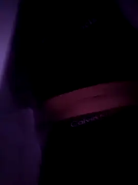 Snapshot of Fvrxxo19cm chatting on November 4, 2025, 2:05 pm Fvrxxo19cm online show from November 4, 2025, 2:05 pm