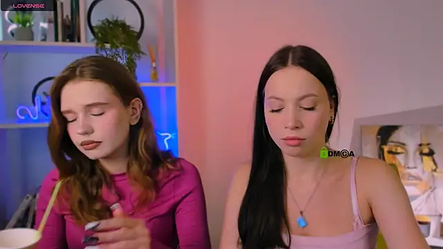 Snapshot of amanda-miki chatting on September 26, 2025, 7:18 pm amanda-miki online show from September 26, 2025, 7:18 pm