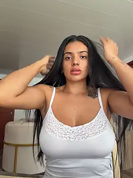 AnaaFaith  online show from April 16, 2026, 4:08 pm