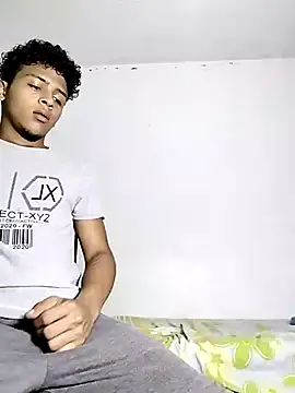 Manuel Mateus1 online show from October 8, 2025, 12:41 am