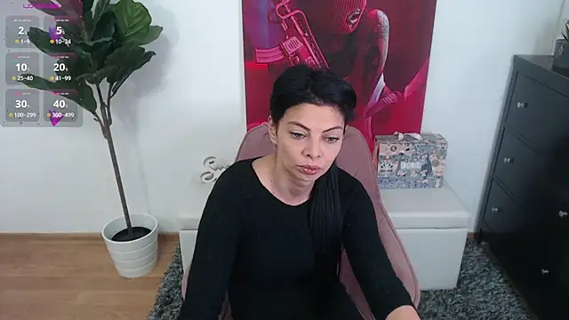 Snapshot of LadyLiia chatting on April 3, 2026, 7:17 am LadyLiia online show from April 3, 2026, 7:17 am