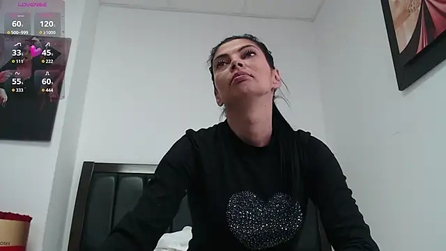 Snapshot of LadyLiia chatting on April 10, 2026, 3:34 am LadyLiia online show from April 10, 2026, 3:34 am