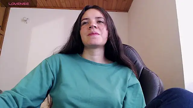 Snapshot of Skylar_Serenity chatting on November 20, 2025, 5:45 pm Skylar Serenity online show from November 20, 2025, 5:45 pm