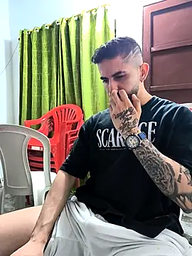 giannis090 online show from February 6, 2026, 3:33 am