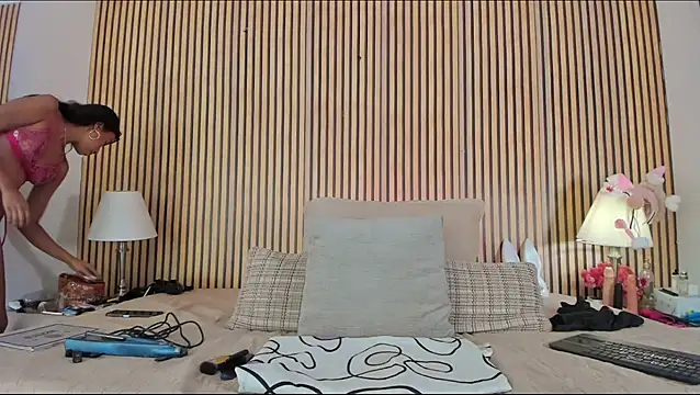 keeyla stone online show from November 7, 2025, 11:05 pm