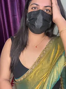 Snapshot of best_couple19 chatting on October 16, 2025, 12:06 pm best couple19 online show from October 16, 2025, 12:06 pm