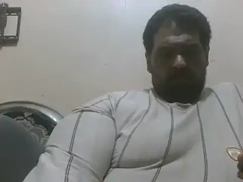 elpoop7305 online show from May 12, 2026, 5:37 am