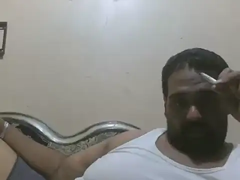 elpoop7305 online show from June 5, 2026, 10:15 pm