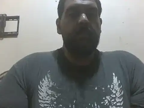 elpoop7305 online show from June 8, 2026, 4:07 pm