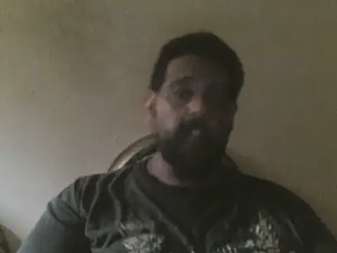 elpoop7305 online show from June 10, 2026, 2:38 pm