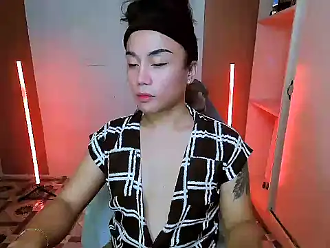 YourNikkieXxx online show from March 27, 2026, 12:05 pm