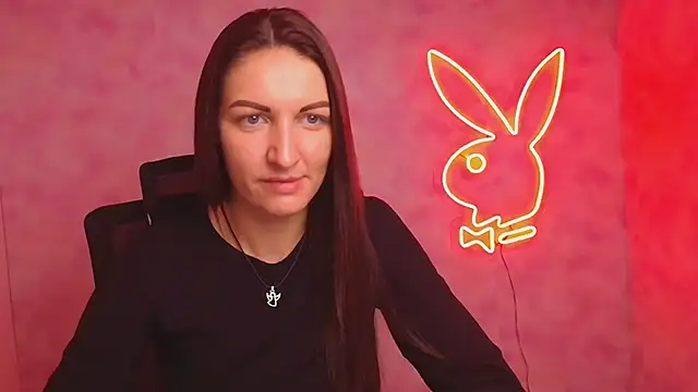 Aurora Loveu online show from December 3, 2025, 7:27 am