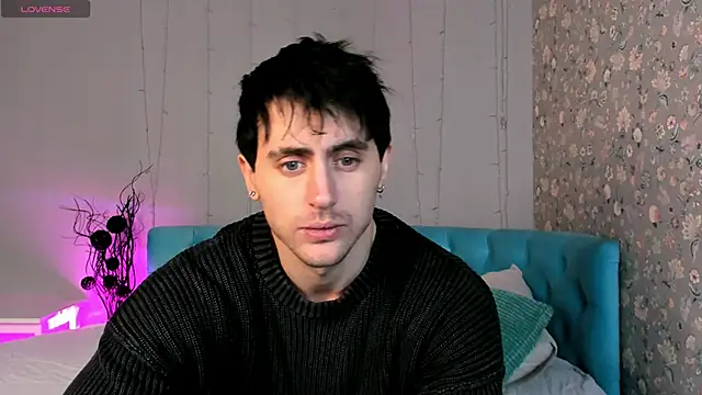 Snapshot of Oscar_Miller_ chatting on February 8, 2026, 9:40 pm Oscar Miller online show from February 8, 2026, 9:40 pm