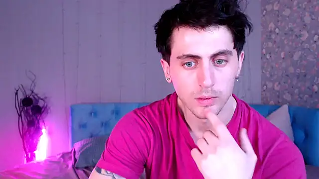 Snapshot of Oscar_Miller_ chatting on March 14, 2026, 9:09 pm Oscar Miller online show from March 14, 2026, 9:09 pm