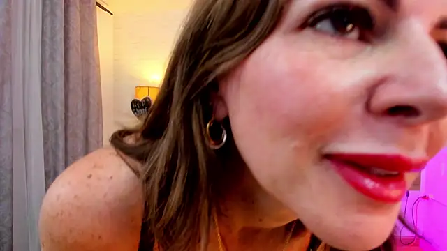 JenniferAuriston online show from June 14, 2026, 9:17 pm