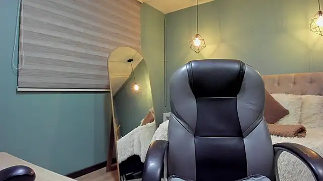 Miss Cataleya   online show from February 28, 2026, 11:22 am