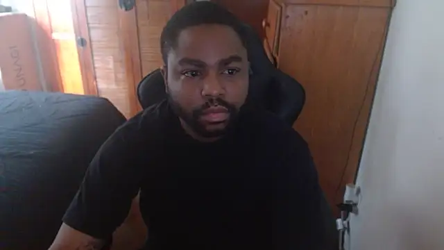 Snapshot of Breadwinnah chatting on September 15, 2025, 4:18 pm Breadwinnah online show from September 15, 2025, 4:18 pm