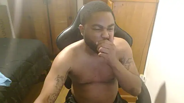 Snapshot of Breadwinnah chatting on September 16, 2025, 4:24 am Breadwinnah online show from September 16, 2025, 4:24 am