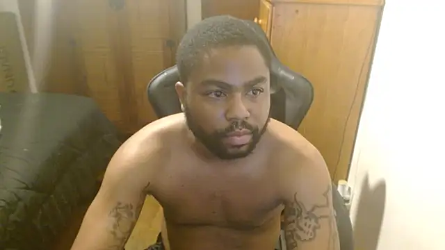 Snapshot of Breadwinnah chatting on September 17, 2025, 5:42 am Breadwinnah online show from September 17, 2025, 5:42 am