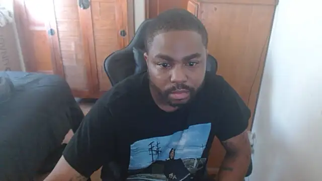 Snapshot of Breadwinnah chatting on September 24, 2025, 10:24 pm Breadwinnah online show from September 24, 2025, 10:24 pm