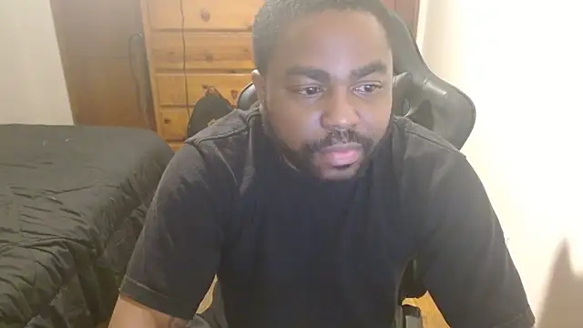 Snapshot of Breadwinnah chatting on October 19, 2025, 7:09 am Breadwinnah online show from October 19, 2025, 7:09 am