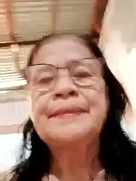 Sweet-Lita50 online show from October 4, 2025, 3:04 am