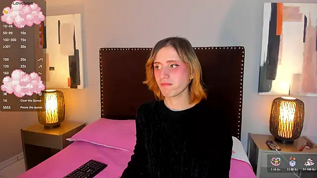 seraphine star online show from February 19, 2026, 3:02 am