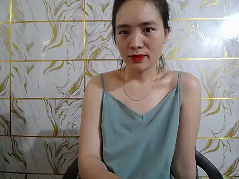 Snapshot of Lyzizi_lovely09 chatting on May 15, 2026, 1:23 am Lyzizi lovely09 online show from May 15, 2026, 1:23 am