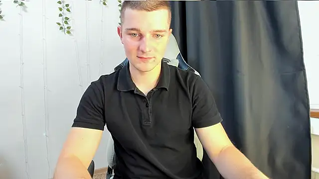 Snapshot of Your_Claddagh chatting on September 27, 2025, 7:35 am Your Claddagh online show from September 27, 2025, 7:35 am