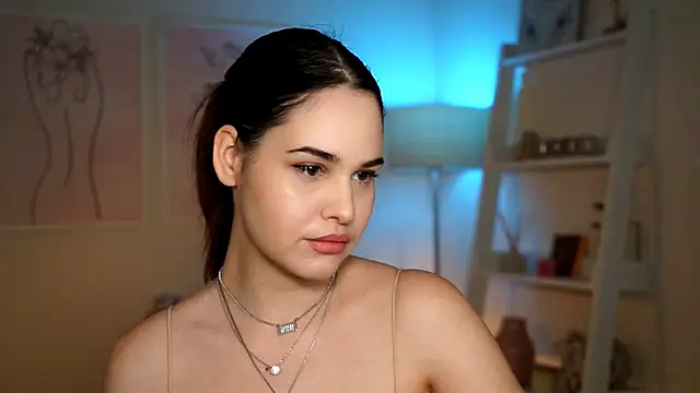 BustyGff online show from October 18, 2025, 9:10 am