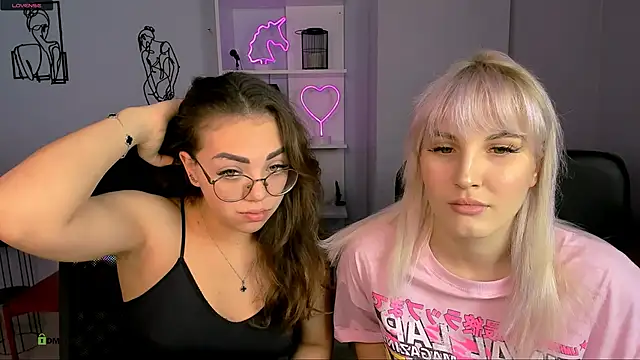 Snapshot of marta_smith chatting on November 7, 2025, 6:46 am marta smith online show from November 7, 2025, 6:46 am