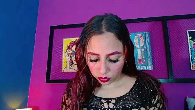 Snapshot of Naomi_Blomm chatting on September 18, 2025, 5:26 pm Naomi Blomm online show from September 18, 2025, 5:26 pm