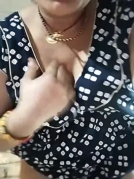 Snapshot of rani8008 chatting on September 19, 2025, 5:53 am rani8008 online show from September 19, 2025, 5:53 am