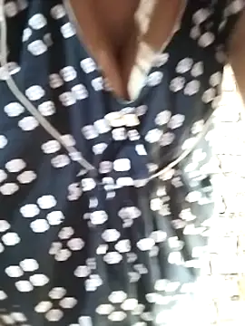 Snapshot of rani8008 chatting on October 11, 2025, 2:00 am rani8008 online show from October 11, 2025, 2:00 am