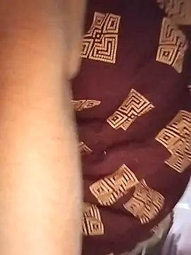 rani8008 online show from November 17, 2025, 4:57 pm