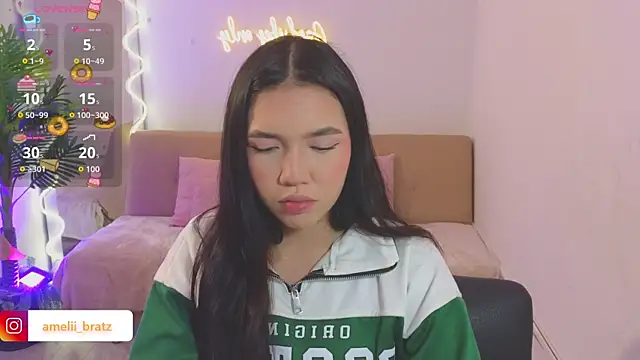 Snapshot of Ameliiaa_tay chatting on October 4, 2025, 11:30 am Ameliiaa tay online show from October 4, 2025, 11:30 am