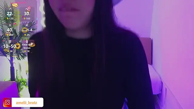 Snapshot of Ameliiaa_tay chatting on October 31, 2025, 11:00 am Ameliiaa tay online show from October 31, 2025, 11:00 am