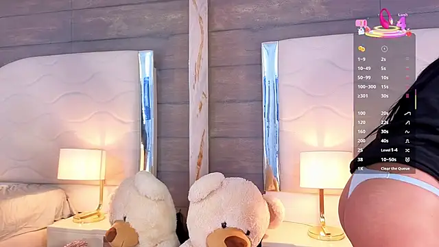 MeganAdamms online show from October 2, 2025, 11:50 am