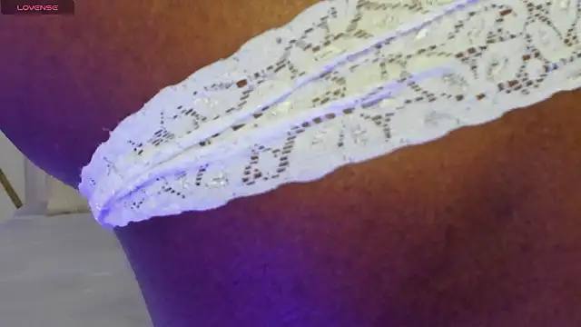 Venuswilds online show from February 2, 2026, 4:06 pm