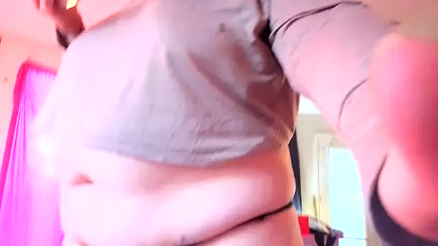 Snapshot of Princess__Kitty__ chatting on February 27, 2026, 8:31 pm Princess Kitty online show from February 27, 2026, 8:31 pm