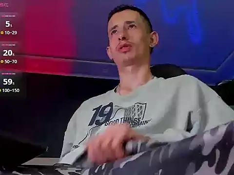 Damartinez27 online show from November 30, 2025, 11:47 am