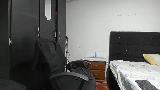 Ryan xc1 online show from April 3, 2026, 3:48 am