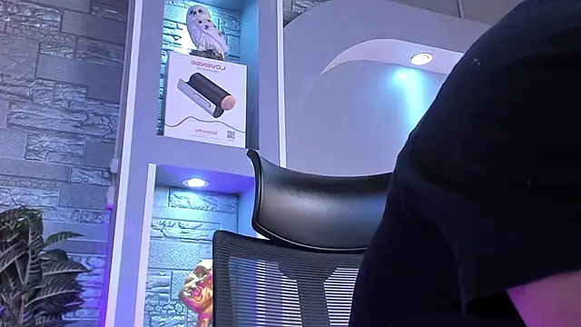 Snapshot of dominic_de_luca chatting on February 11, 2026, 4:06 am dominic de luca online show from February 11, 2026, 4:06 am